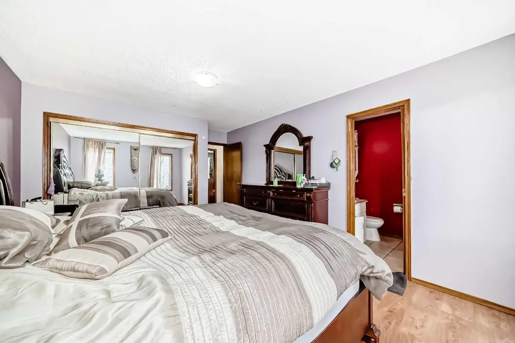 5411 Temple Road NE Calgary AB T1Y3B1