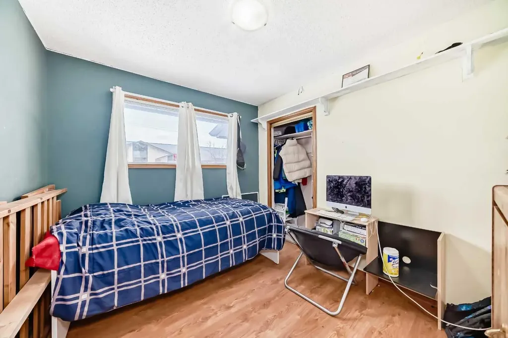 5411 Temple Road NE Calgary AB T1Y3B1