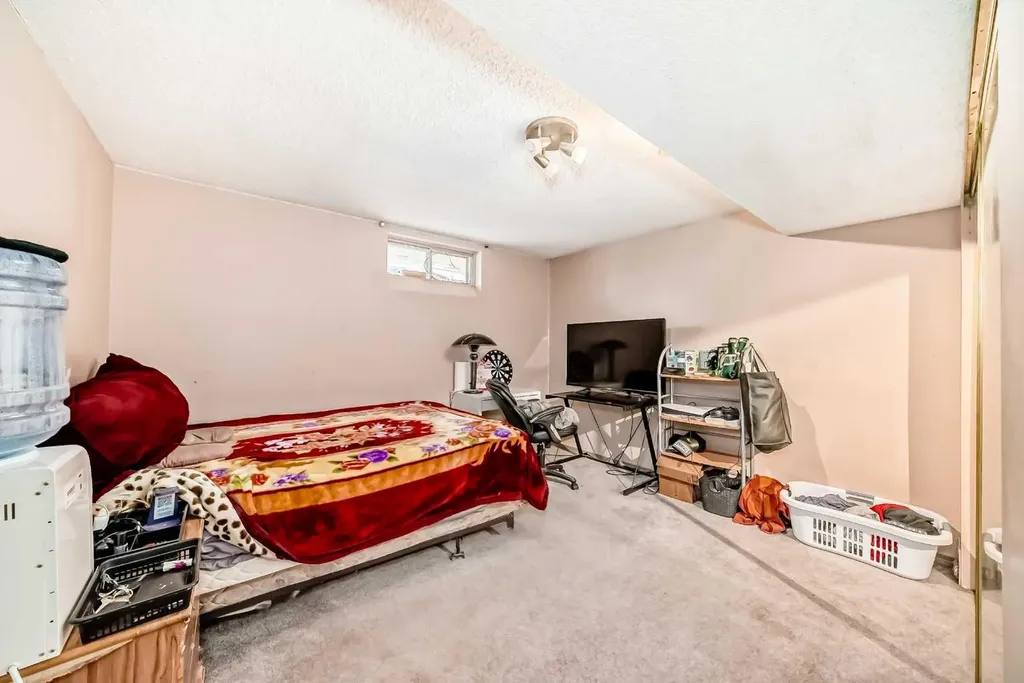5411 Temple Road NE Calgary AB T1Y3B1