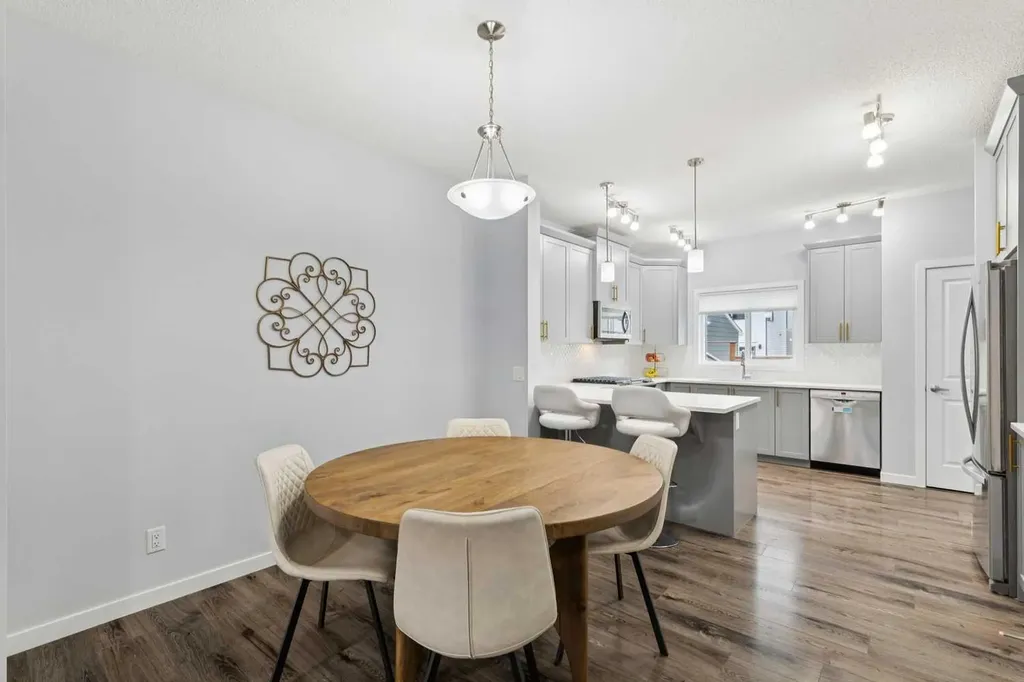 27 Masters Manor SE Calgary AB T3M 2R3