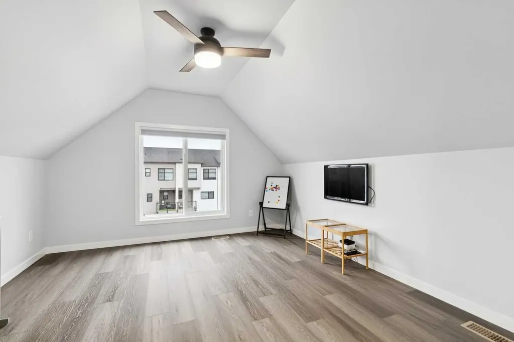 27 Masters Manor SE Calgary AB T3M 2R3