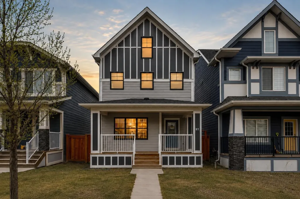 27 Masters Manor SE Calgary AB T3M 2R3