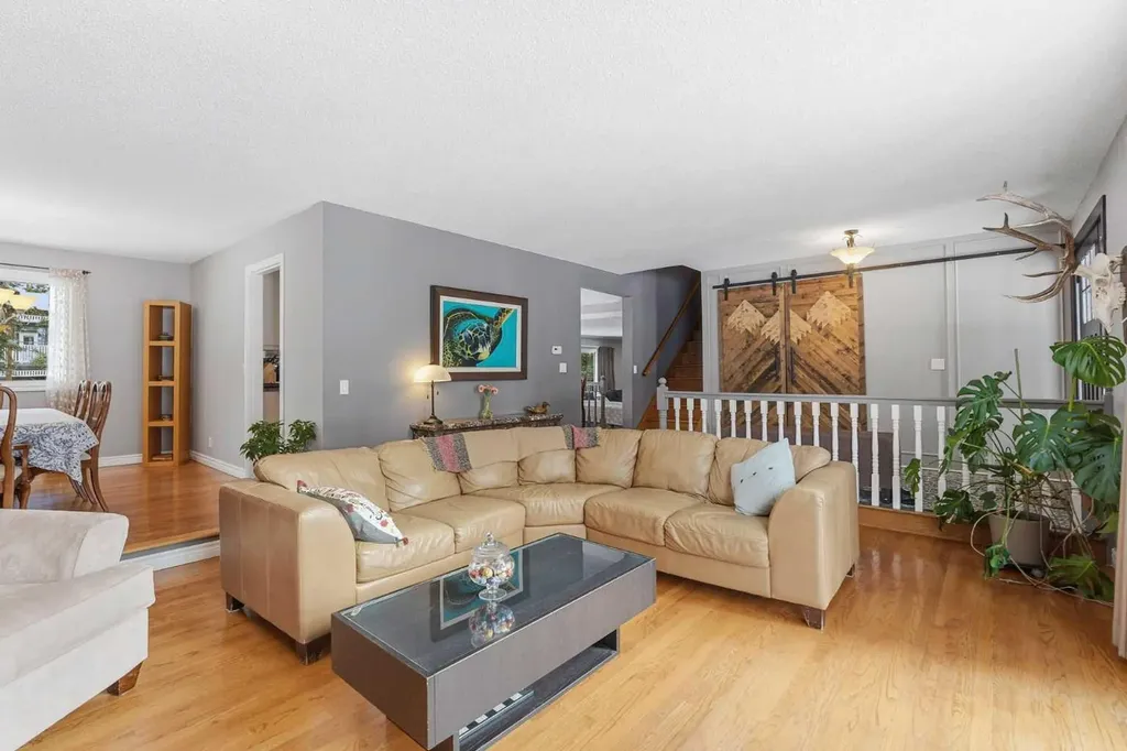 38 Wolf Drive Rural Rocky View County AB T3Z 1A3