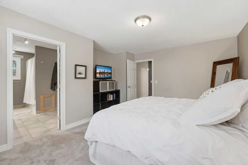 38 Wolf Drive Rural Rocky View County AB T3Z 1A3