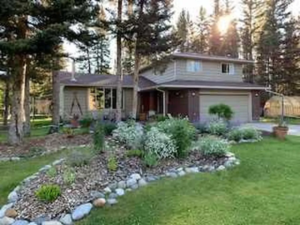 38 Wolf Drive Rural Rocky View County AB T3Z 1A3