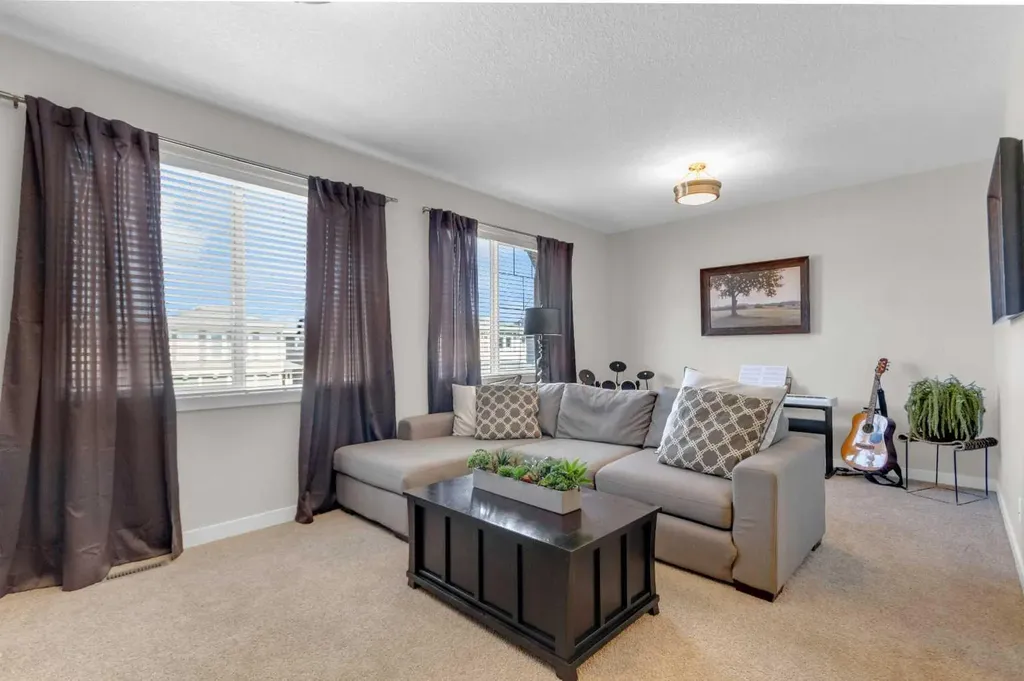 21 Masters Place SE Calgary AB T3M 2L4