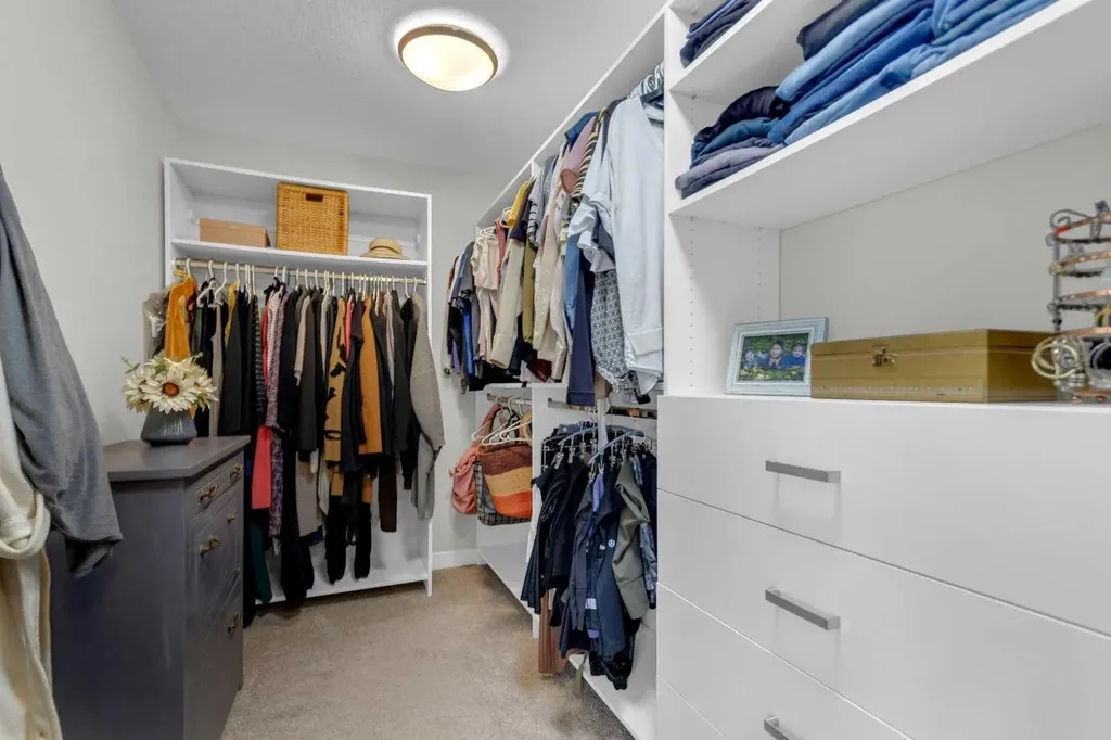 21 Masters Place SE Calgary AB T3M 2L4
