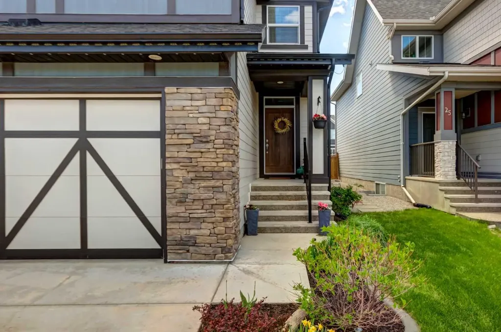 21 Masters Place SE Calgary AB T3M 2L4