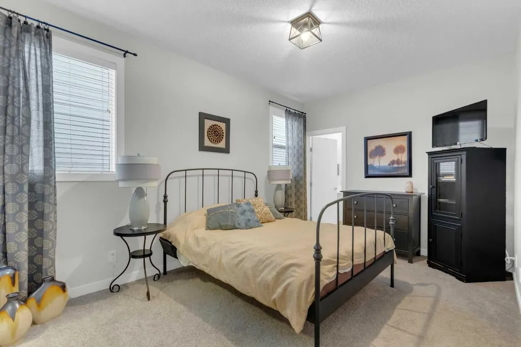 21 Masters Place SE Calgary AB T3M 2L4