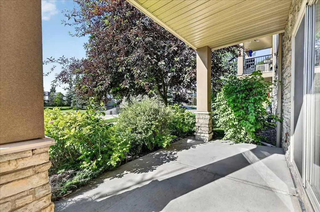 52 Cranfield Link SE Calgary AB T3M 0N9