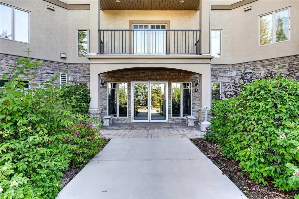 52 Cranfield Link SE Calgary AB T3M 0N9