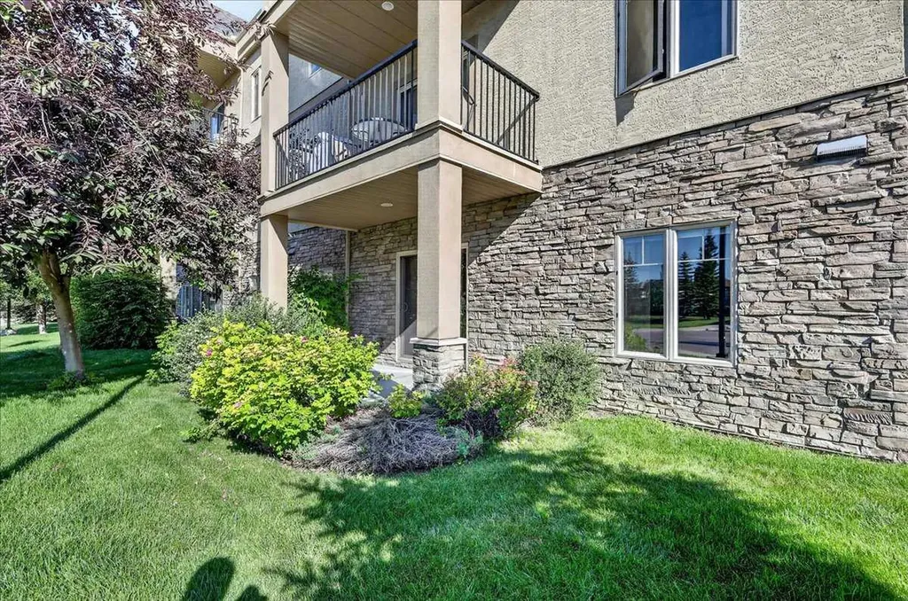 52 Cranfield Link SE Calgary AB T3M 0N9