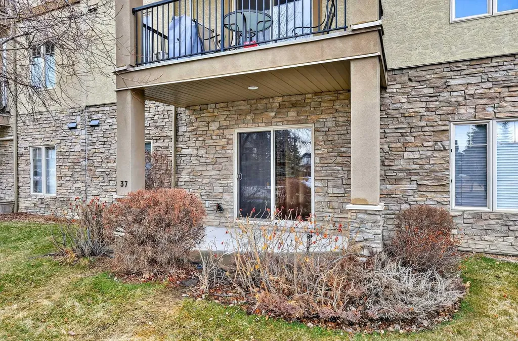 52 Cranfield Link SE Calgary AB T3M 0N9