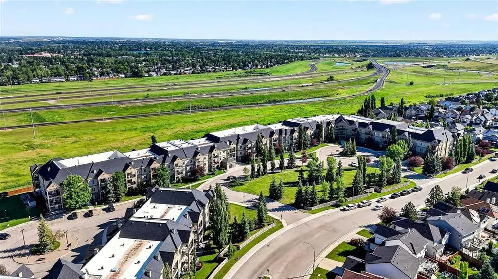 52 Cranfield Link SE Calgary AB T3M 0N9