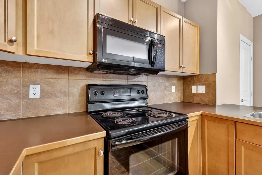 52 Cranfield Link SE Calgary AB T3M 0N9