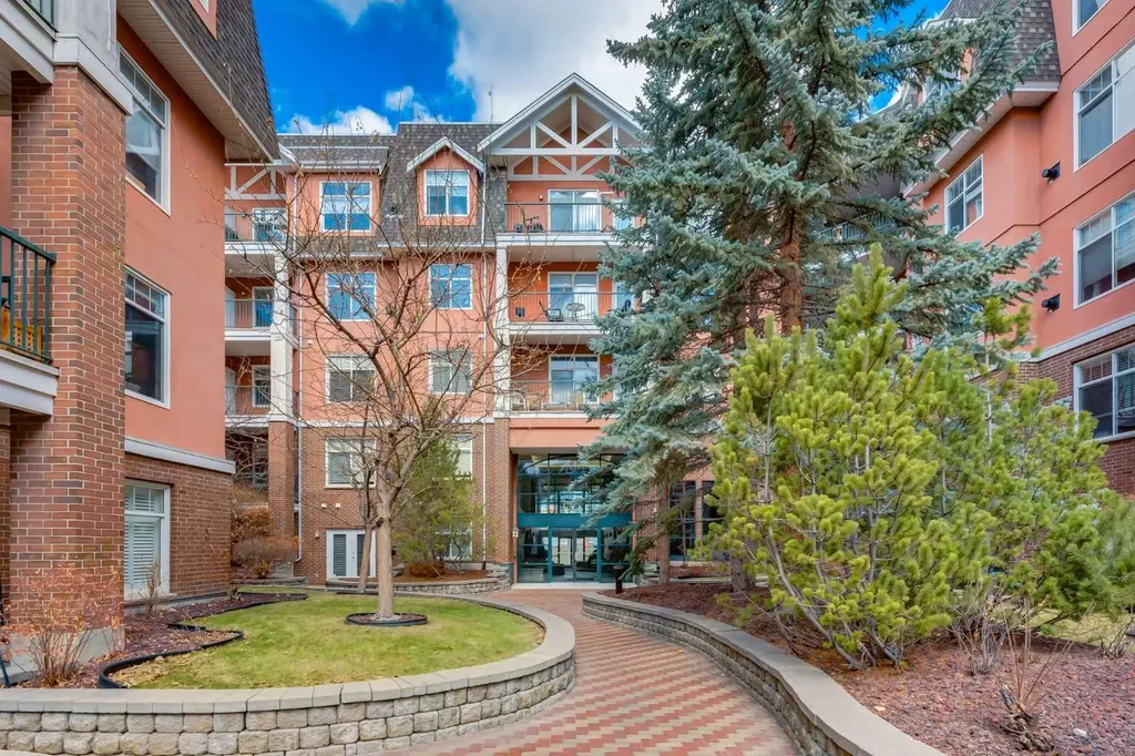 59 22 Avenue SW Calgary AB T2S3C7