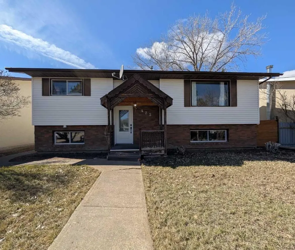 422 Main Street S Redcliff AB T0J 2P0