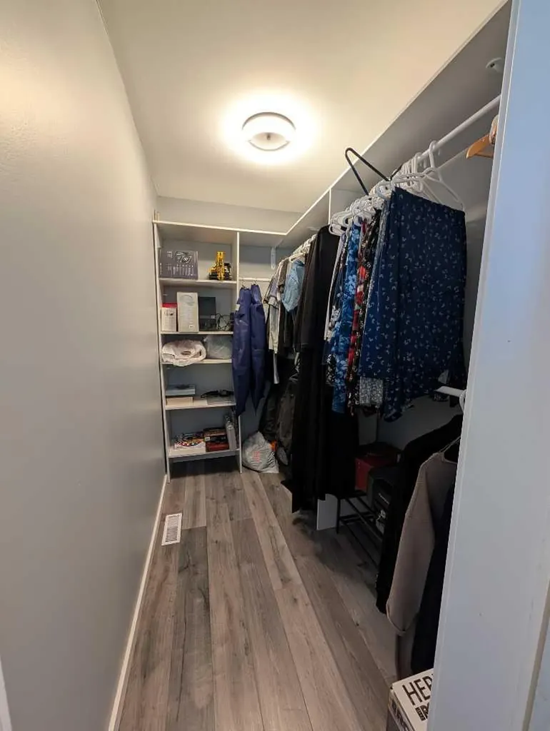 422 Main Street S Redcliff AB T0J 2P0