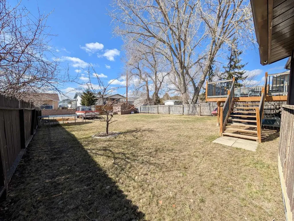 422 Main Street S Redcliff AB T0J 2P0