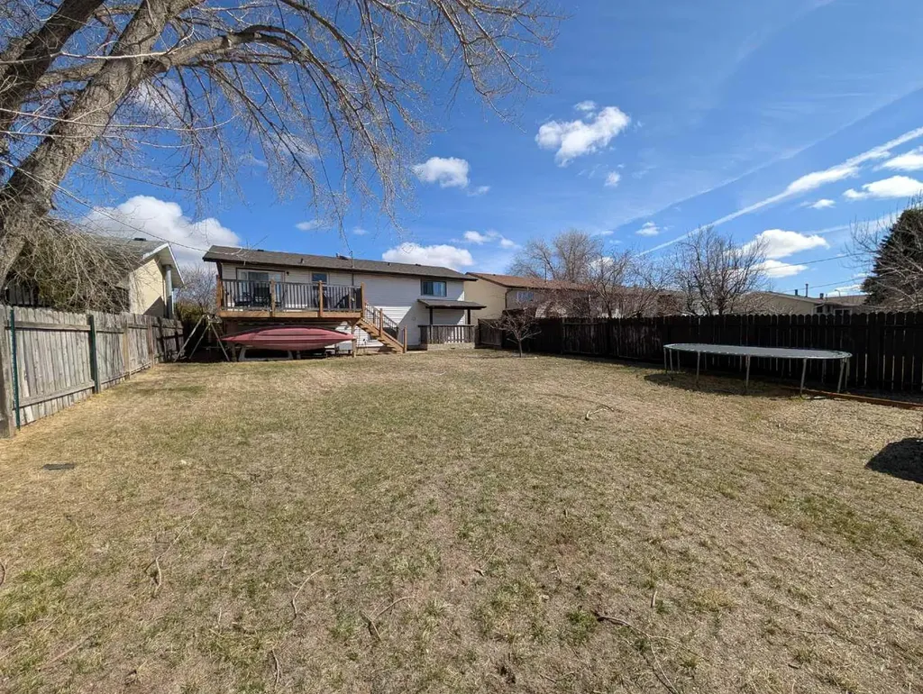 422 Main Street S Redcliff AB T0J 2P0