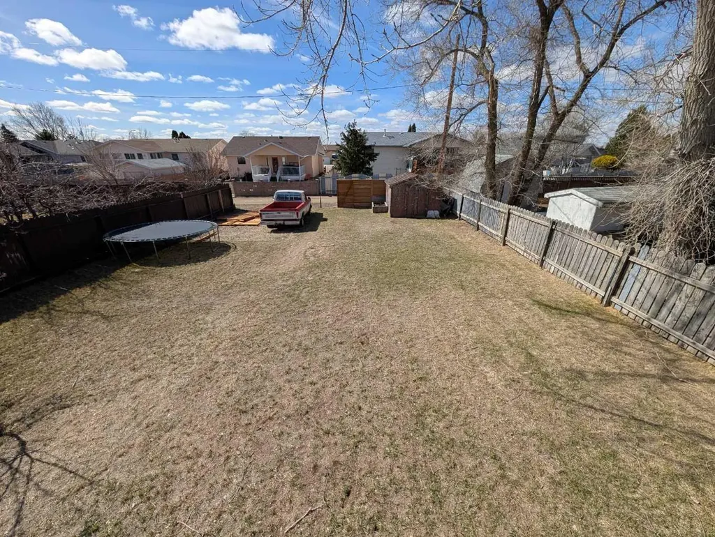 422 Main Street S Redcliff AB T0J 2P0