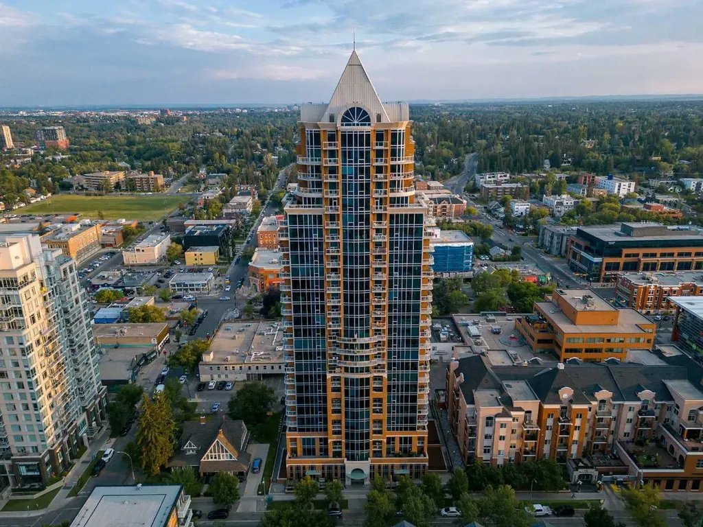 817 15 Avenue SW Calgary AB T2R 0H8