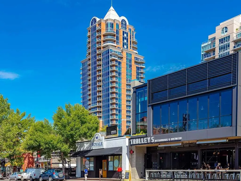 817 15 Avenue SW Calgary AB T2R 0H8