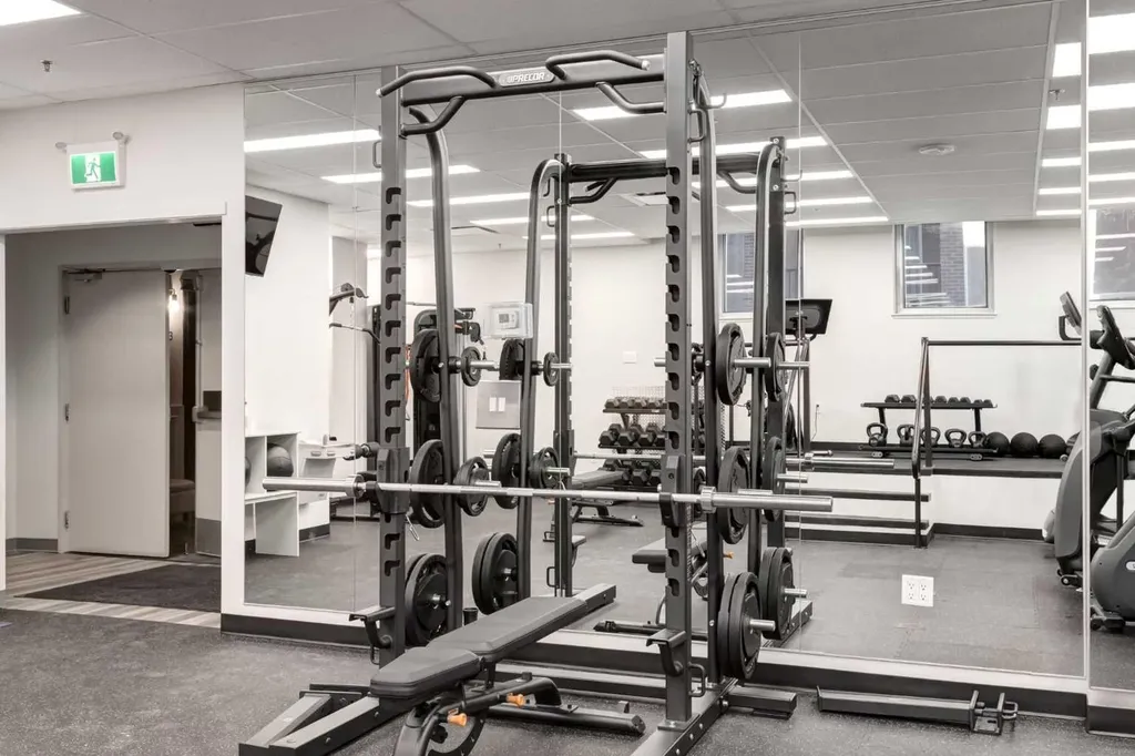 817 15 Avenue SW Calgary AB T2R 0H8
