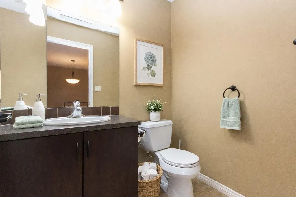 114 Redwood Boulevard Springbrook AB T4S 0J5