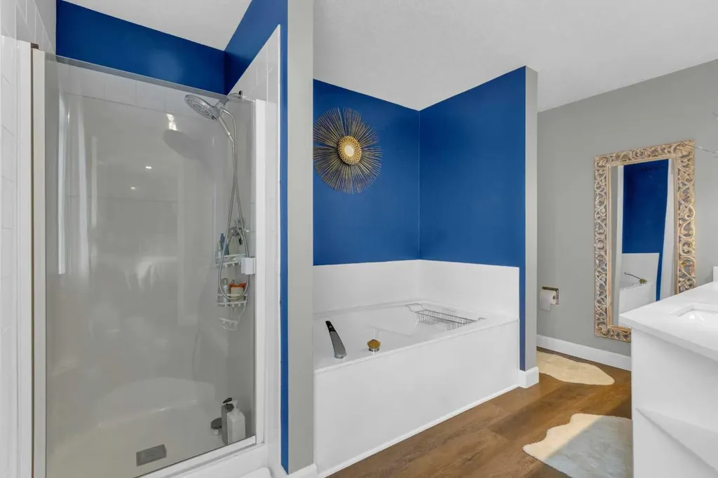14 Inverness Close SE Calgary AB T2Z2X7