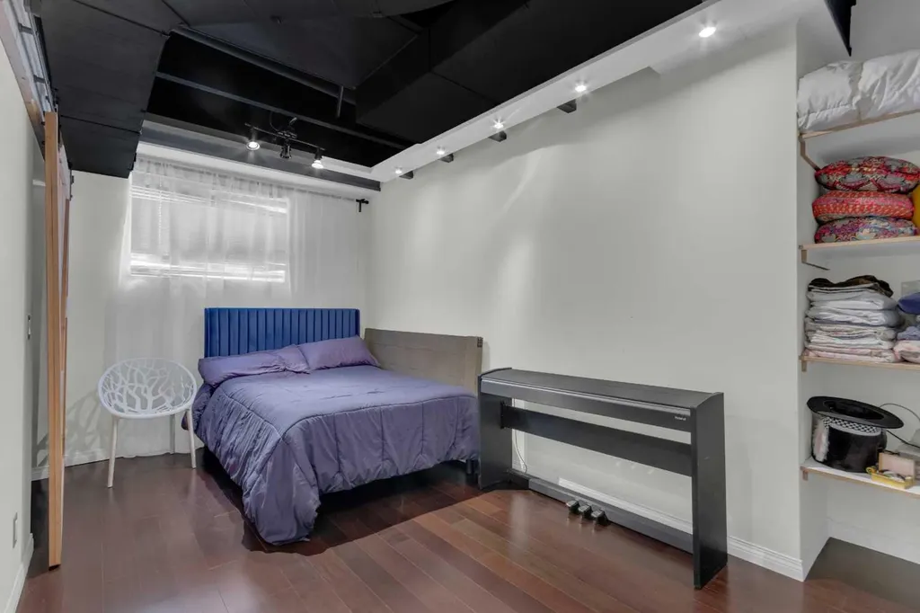 14 Inverness Close SE Calgary AB T2Z2X7