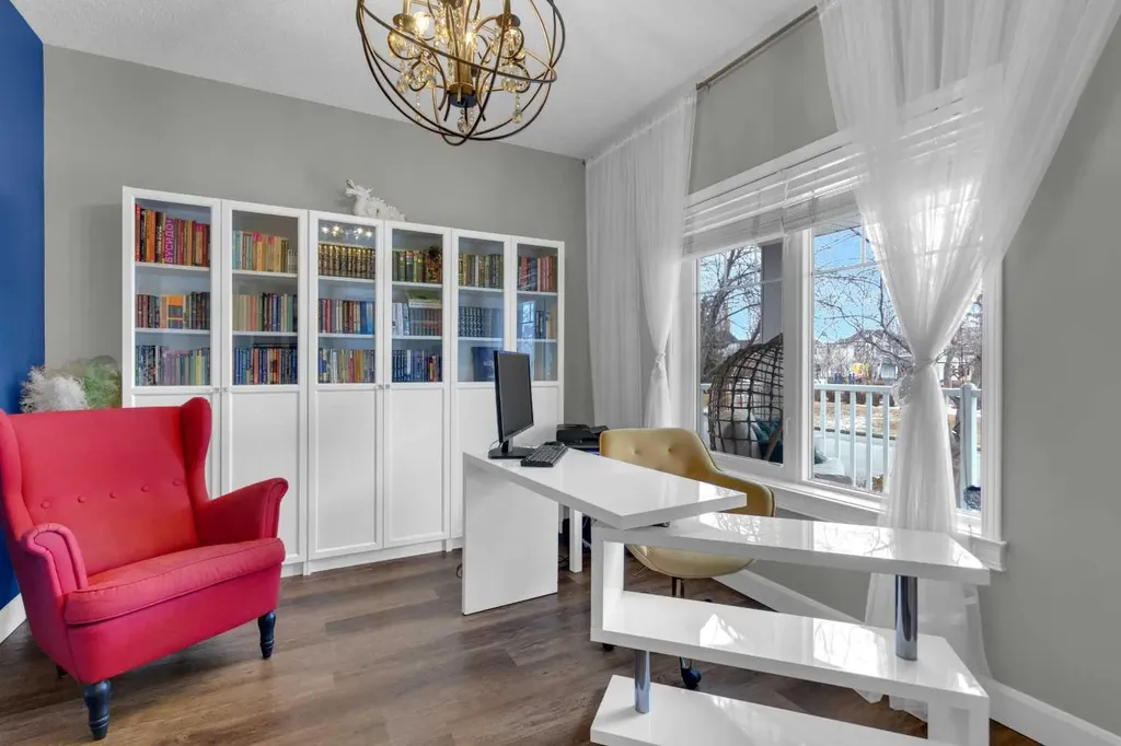 14 Inverness Close SE Calgary AB T2Z2X7