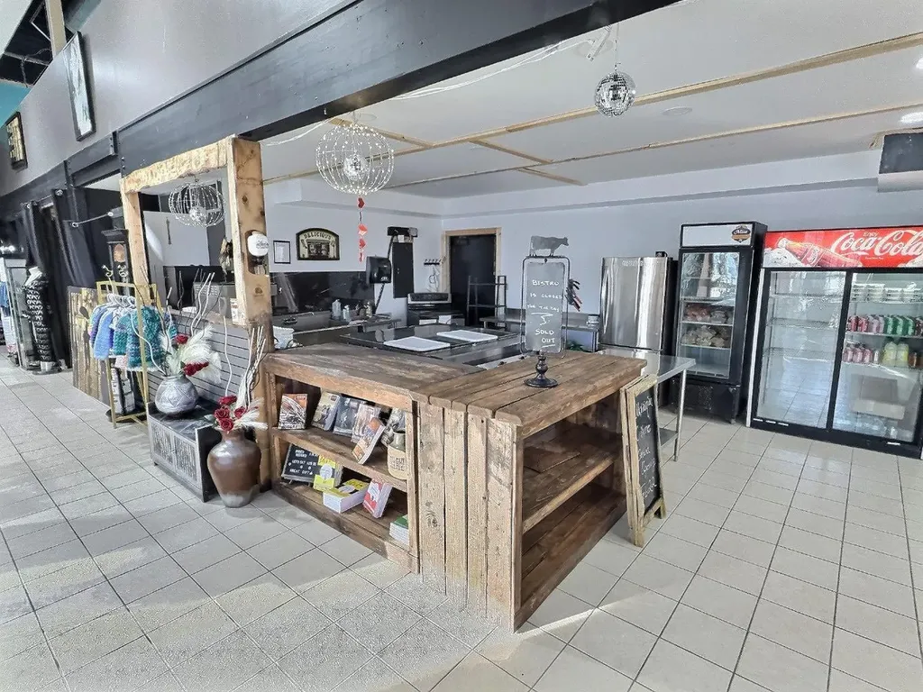 4804 50 Street Ponoka AB T4J 1S1
