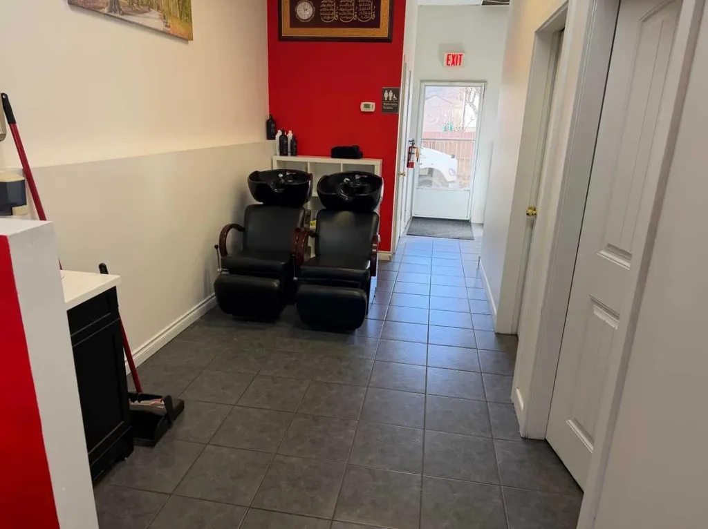 3151 34 Avenue SE Calgary AB T2B 2M6