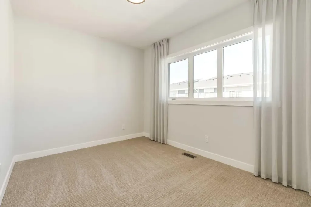 121 Walden Lane SE Calgary AB T2X2A7