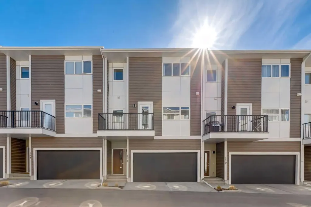 121 Walden Lane SE Calgary AB T2X2A7