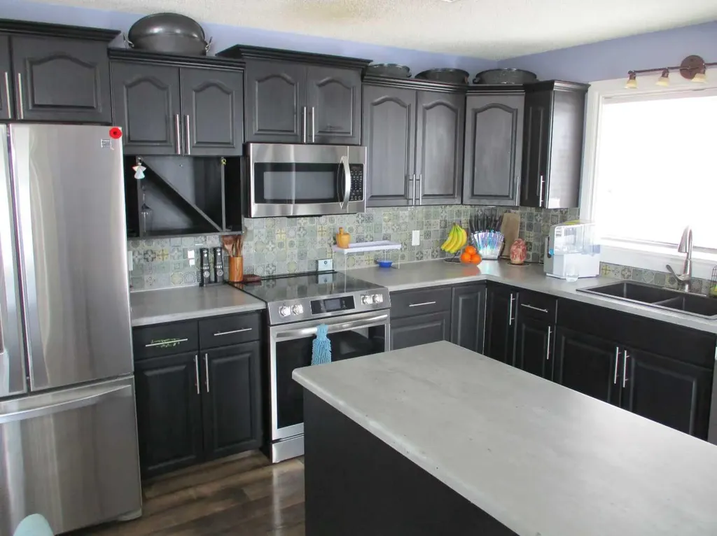 505 4th Street NE Manning AB T0H2M0