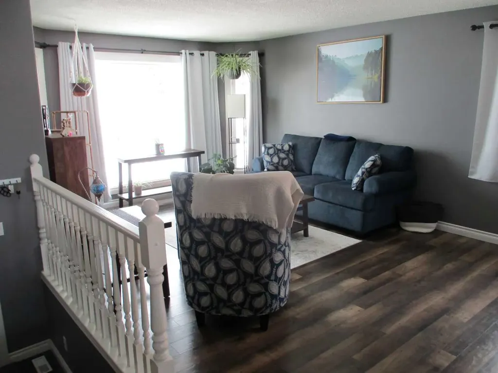505 4th Street NE Manning AB T0H2M0