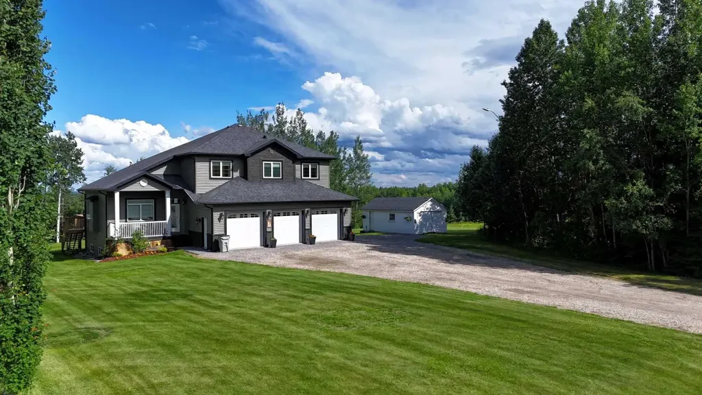 7 Bench Creek Estate Edson AB T7E 0B3