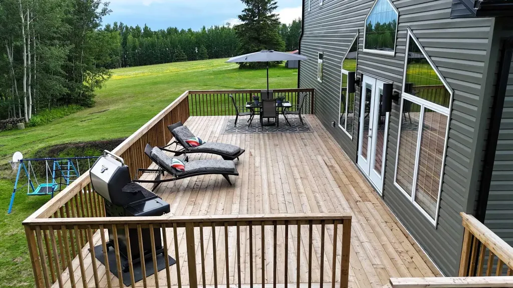 7 Bench Creek Estate Edson AB T7E 0B3