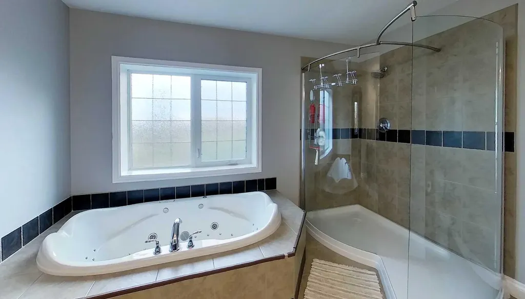 7 Bench Creek Estate Edson AB T7E 0B3