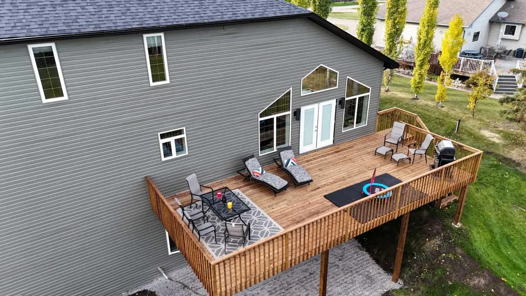 7 Bench Creek Estate Edson AB T7E 0B3