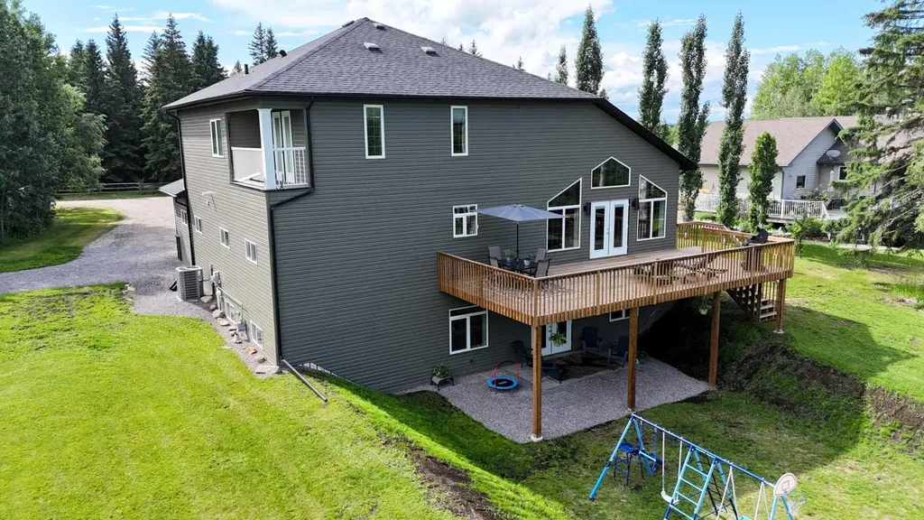 7 Bench Creek Estate Edson AB T7E 0B3