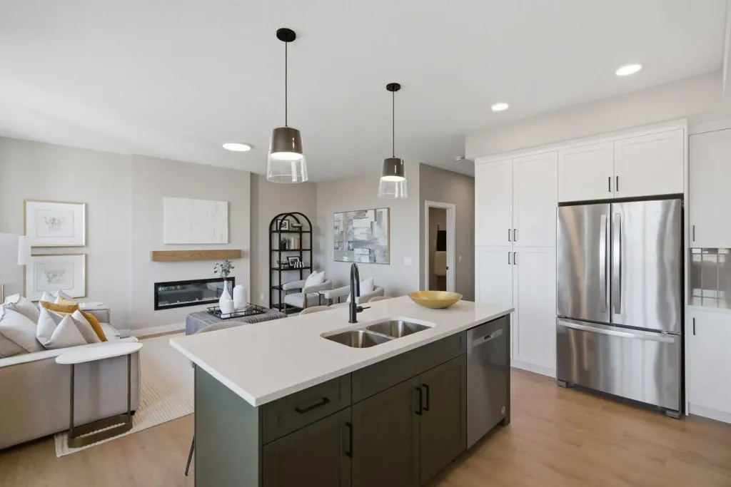 147 Belvedere Crescent SE Calgary AB T2A 7Y5