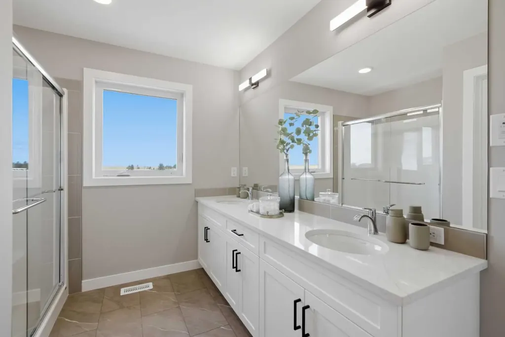 147 Belvedere Crescent SE Calgary AB T2A 7Y5