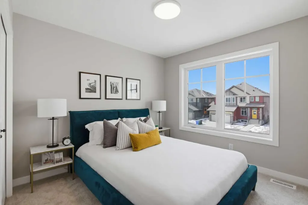 147 Belvedere Crescent SE Calgary AB T2A 7Y5