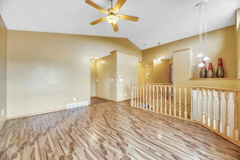 27 Aspen Creek Way Strathmore AB T1P1R2
