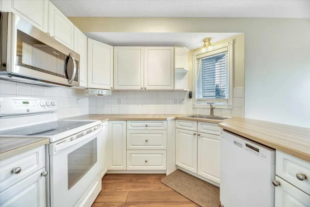 27 Aspen Creek Way Strathmore AB T1P1R2