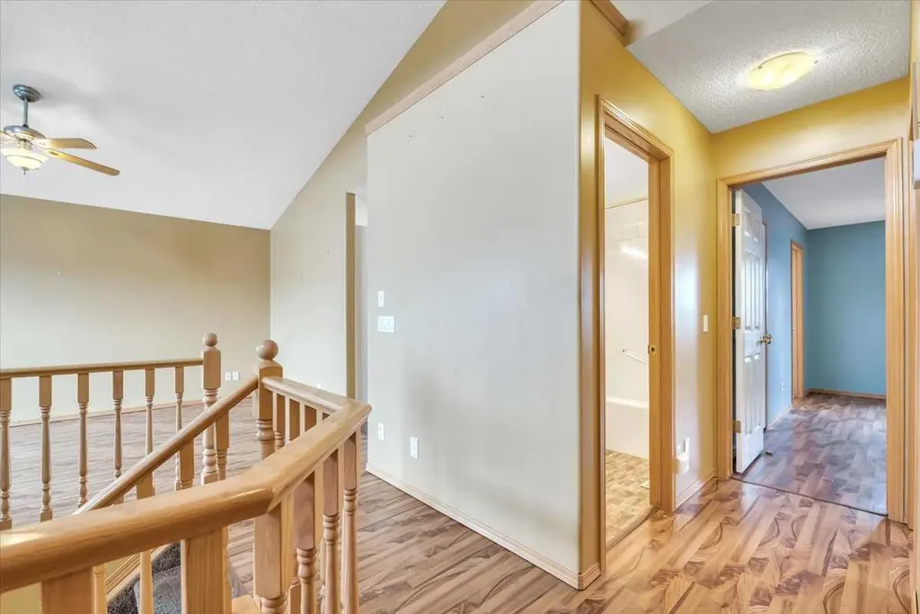 27 Aspen Creek Way Strathmore AB T1P1R2