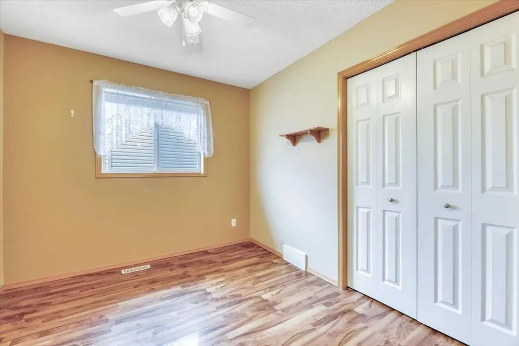 27 Aspen Creek Way Strathmore AB T1P1R2